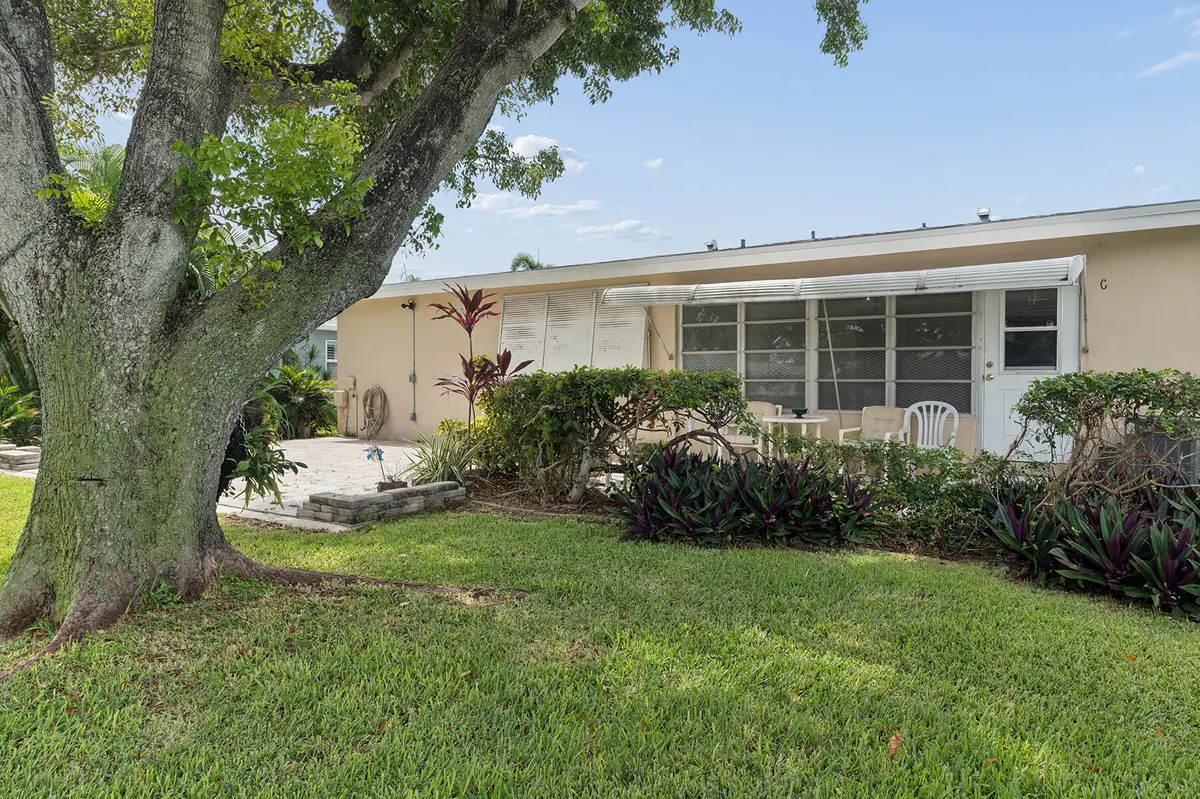 Backyard at 255 High Point Court C, Boynton Beach