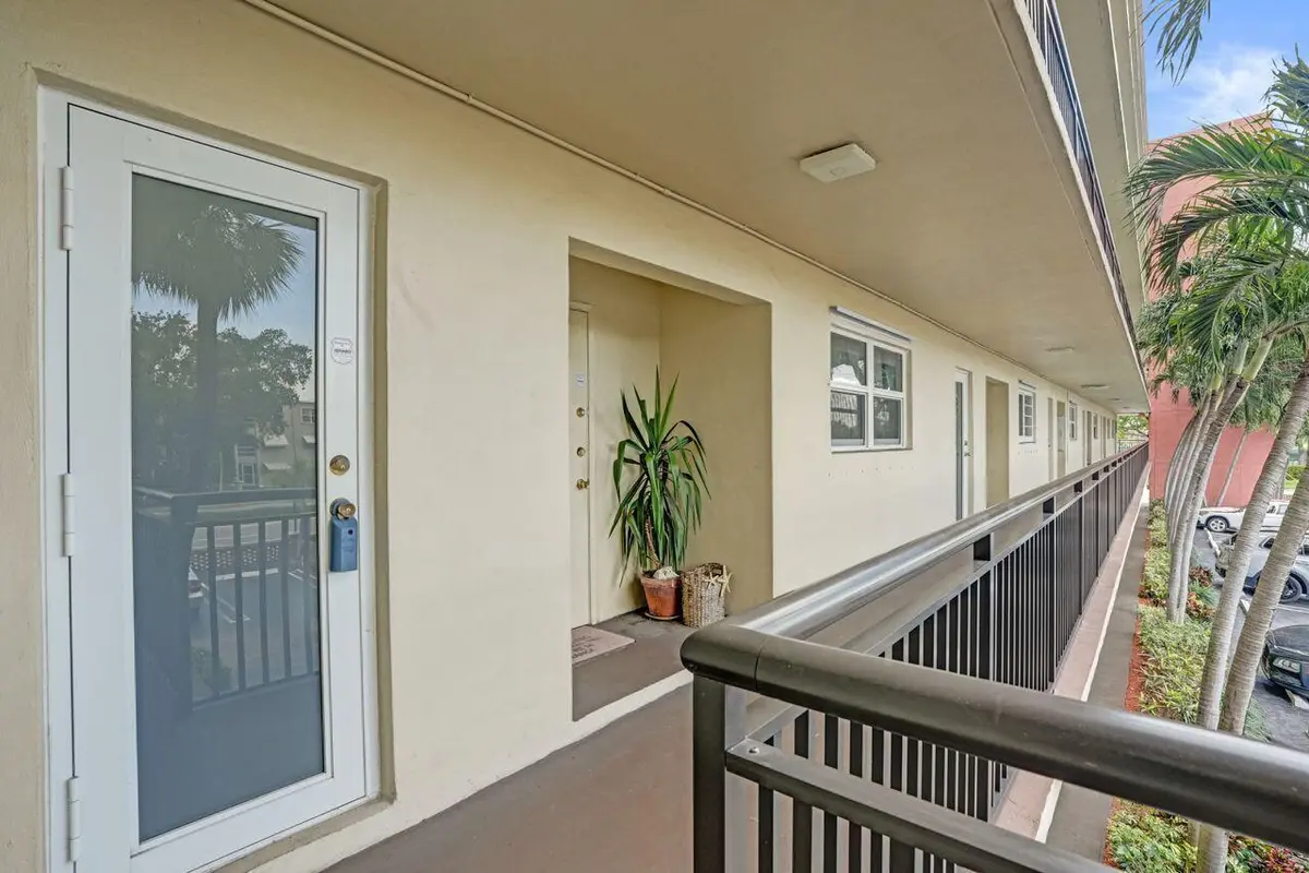 front door at 2350 NE 14th Street Causeway 205, Pompano Beach
