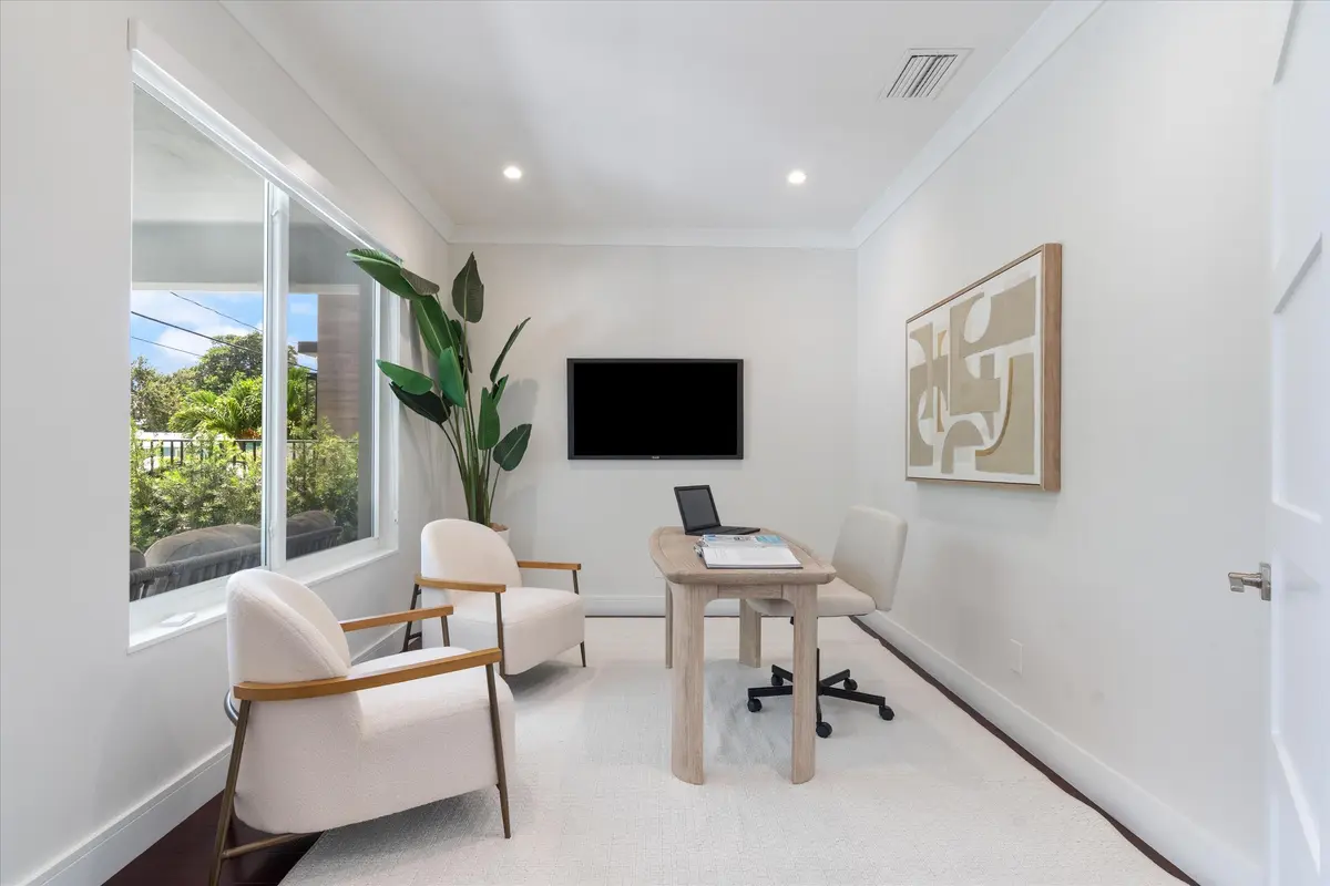 Office/Den at 412 SE 4th Avenue, Delray Beach