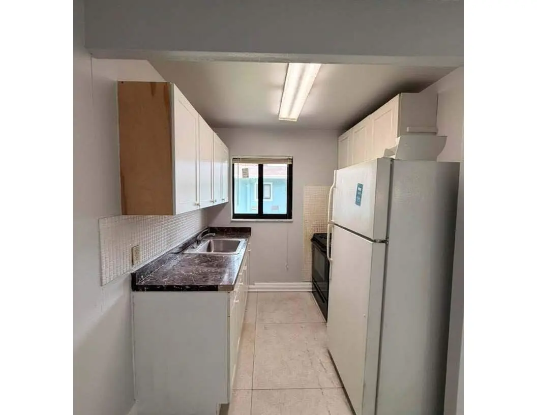 Kitchen at 824 N G Street A, Lake Worth Beach