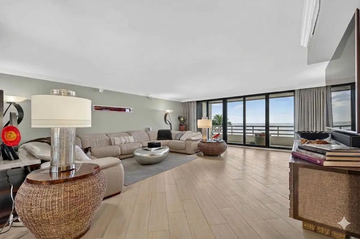 Living Area at 1500 S Ocean Boulevard 205, Boca Raton