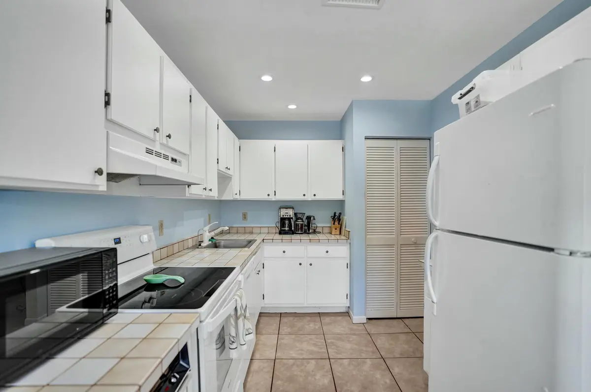 Kitchen at 19 STRATFORD Drive Unit F, Boynton Beach