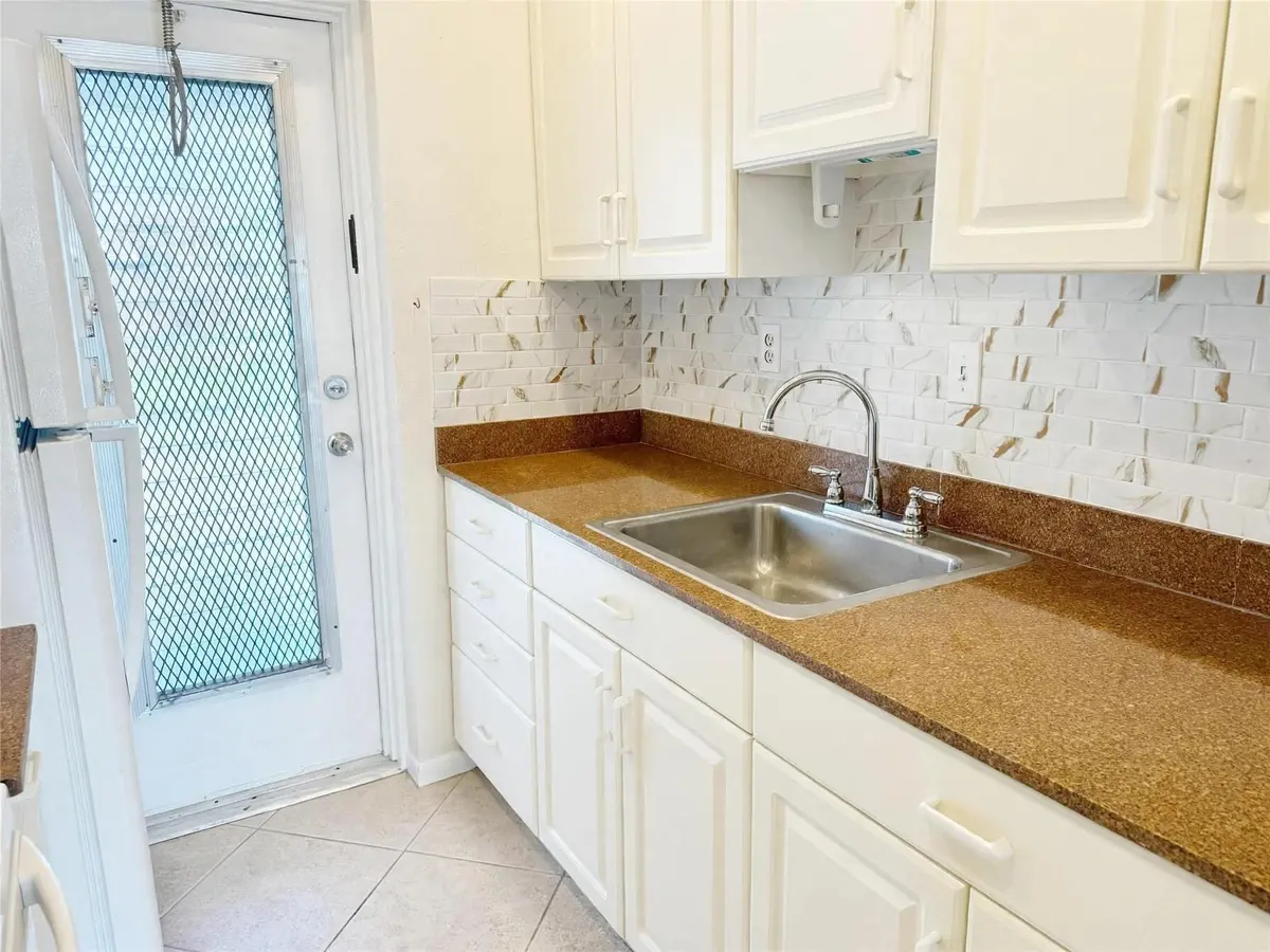 kitchen_sink_mls at 1116 Lake Terrace 214, Boynton Beach