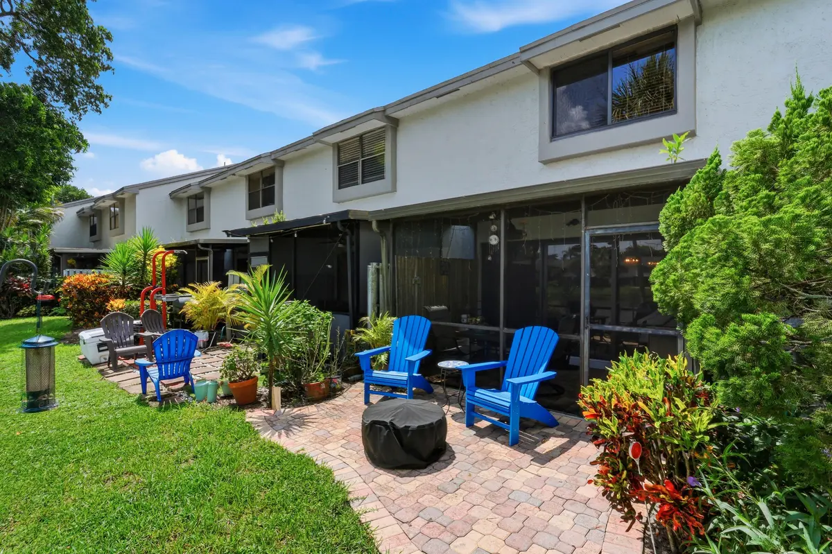 16-print-028_0E2A7756 at 3435 CARAMBOLA Circle 2462, Coconut Creek