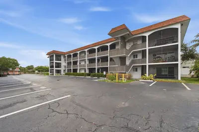 651 PINE Drive 309, Pompano Beach – Condominium for sale