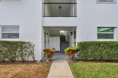 3210 MERIDIAN Way 11, Palm Beach Gardens – sold