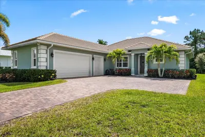 10352 SW FIDDLERS Way, Palm City – Single Family Residence for sale