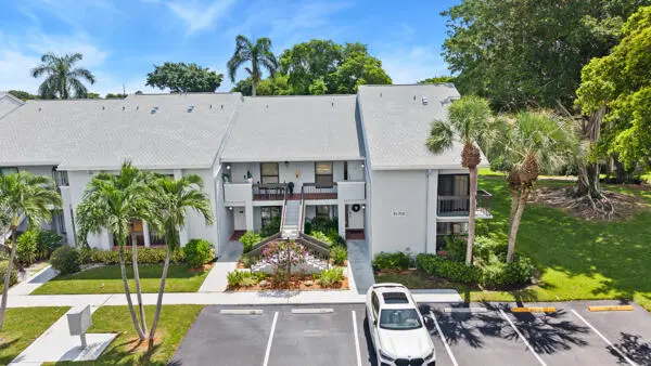 Front Elevation at 16768 Oak Hill Trail 1214, Delray Beach