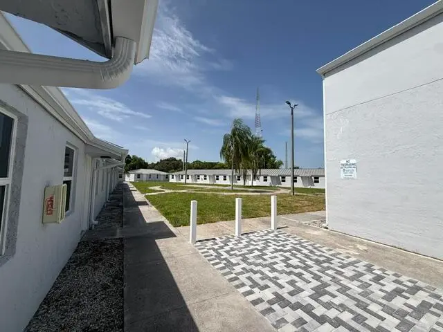 IMG_7405 at 4393 Windsor Avenue 25, West Palm Beach