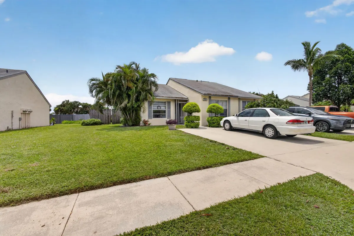 1-web-or-mls-5D1A5296 at 262 Palmetto  Court, Jupiter