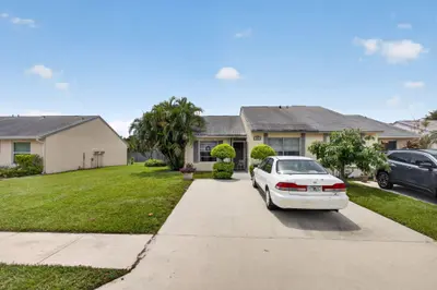 262 Palmetto  Court, Jupiter – sold