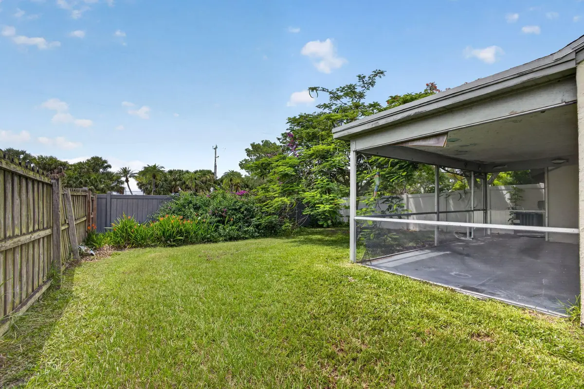 7-web-or-mls-5D1A5326 at 262 Palmetto  Court, Jupiter