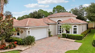 9148 Short Chip Circle, Port St. Lucie – Single Family Residence for sale