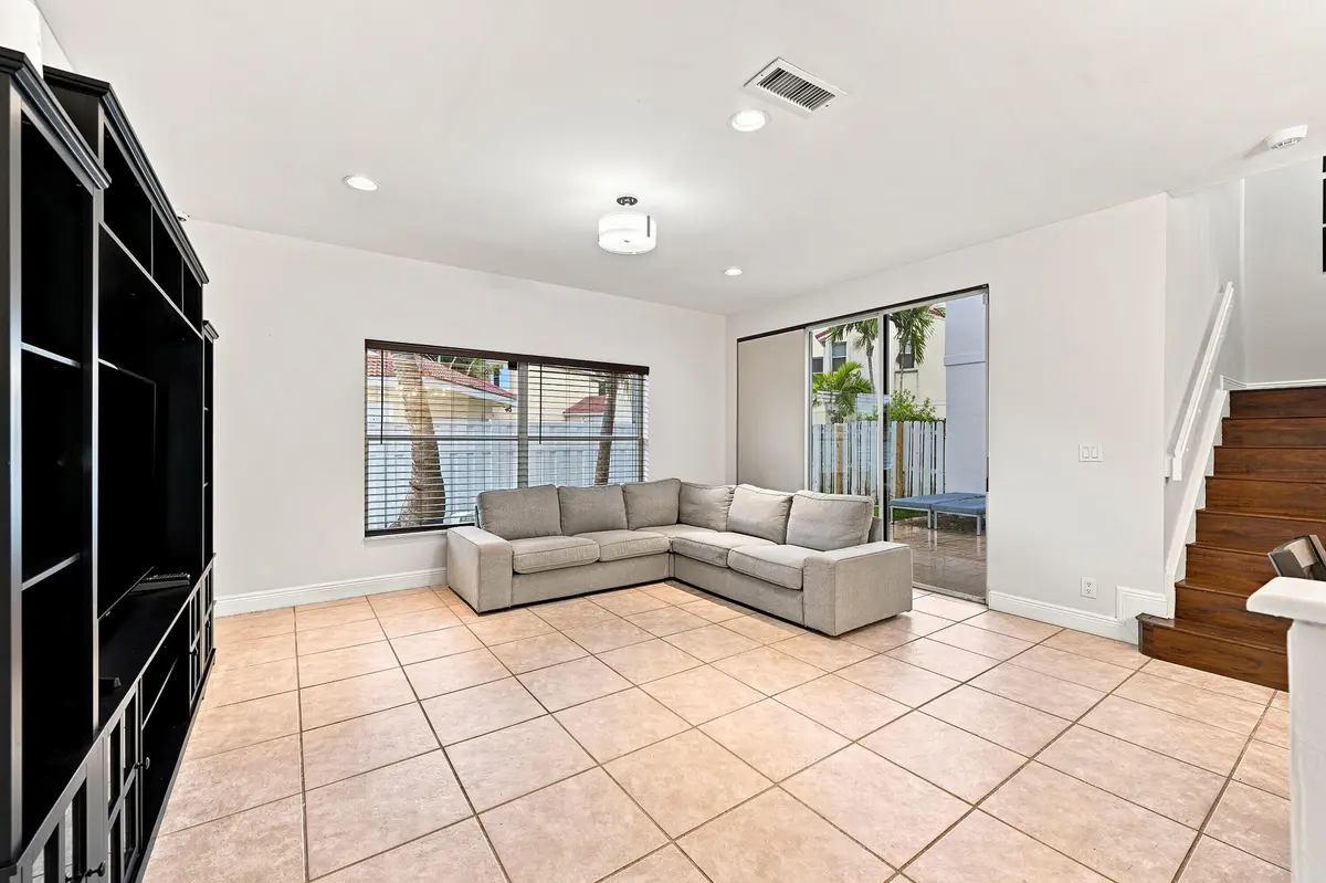 04_dsc_3147 at 1115 SW 180TH Terrace, Pembroke Pines