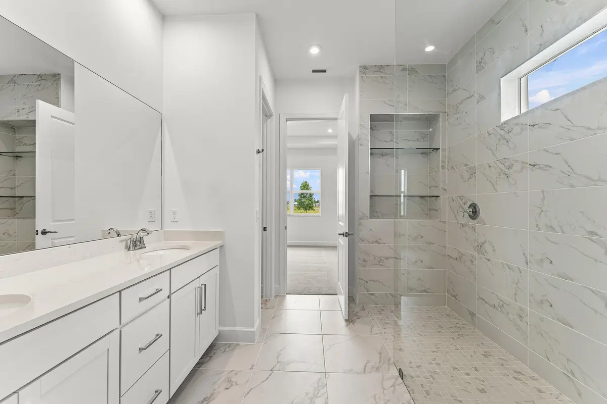 US_SEF_CAMEO_LOT 153_OWNERS BATH at 14222 SW Artesia Dr Drive, Port St. Lucie