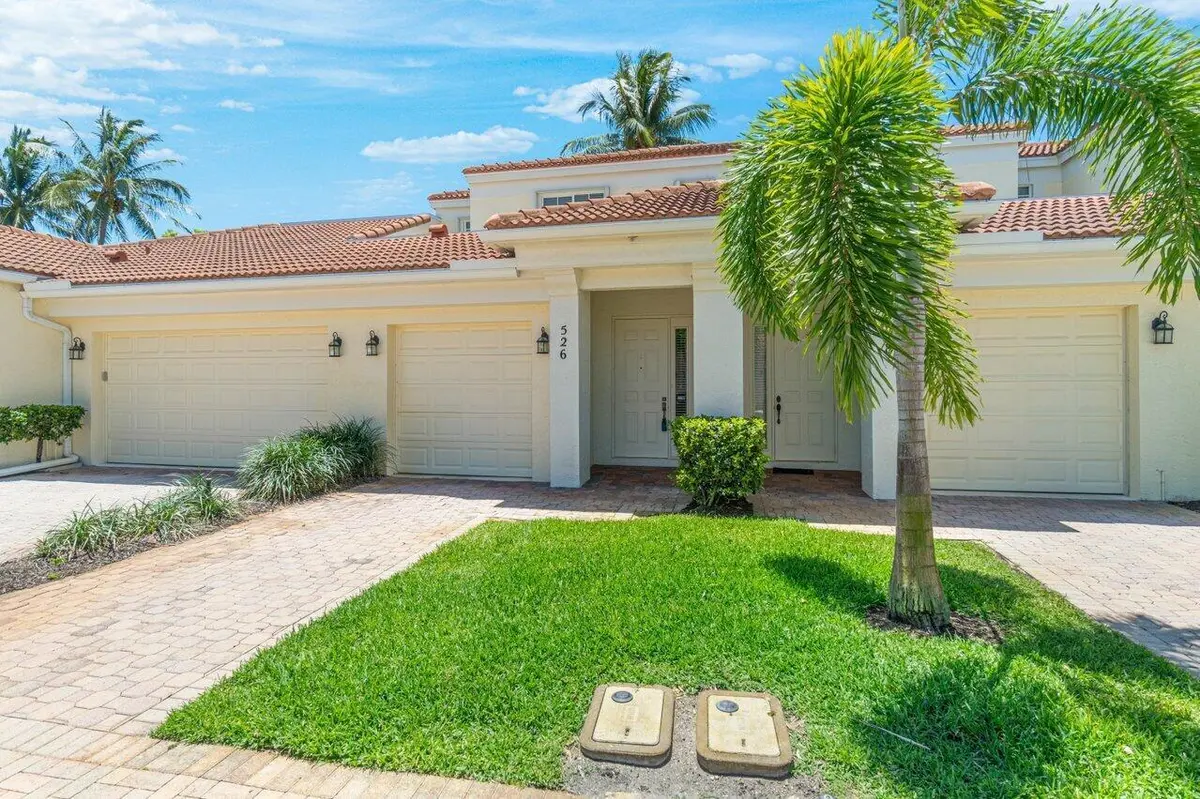 Front 2 at 526 COMMONS Drive, Palm Beach Gardens