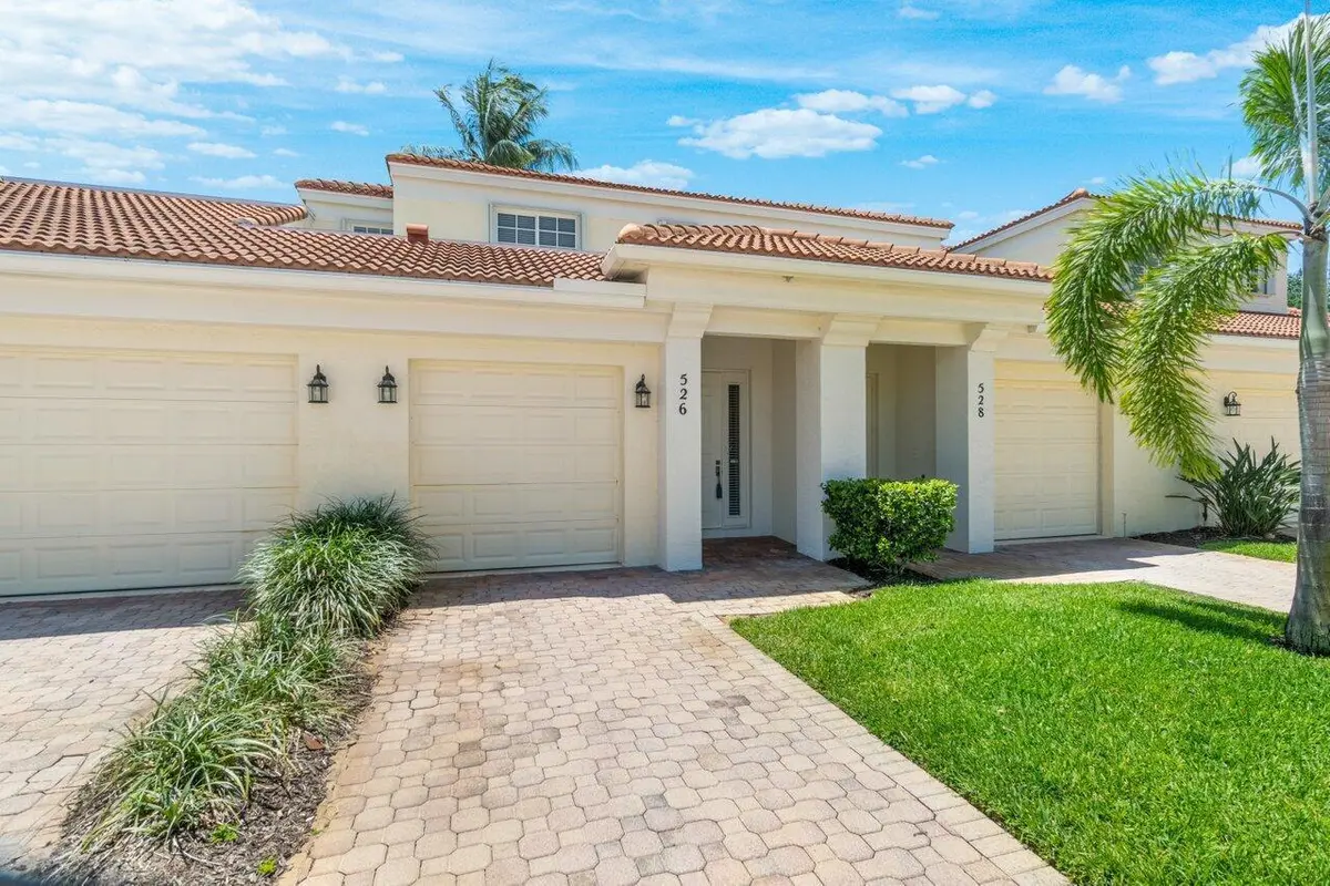 Front 3 at 526 COMMONS Drive, Palm Beach Gardens