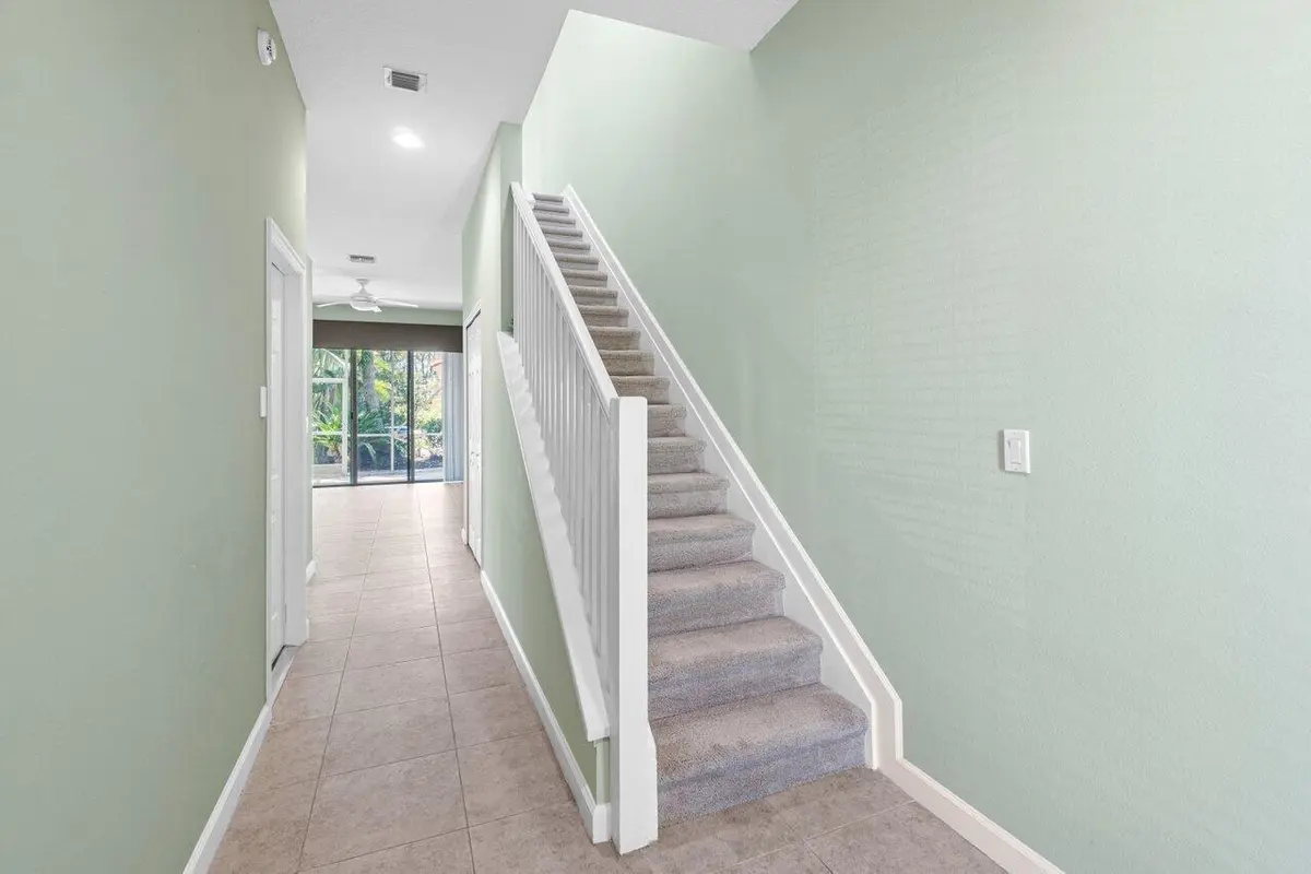 Entrance at 526 COMMONS Drive, Palm Beach Gardens