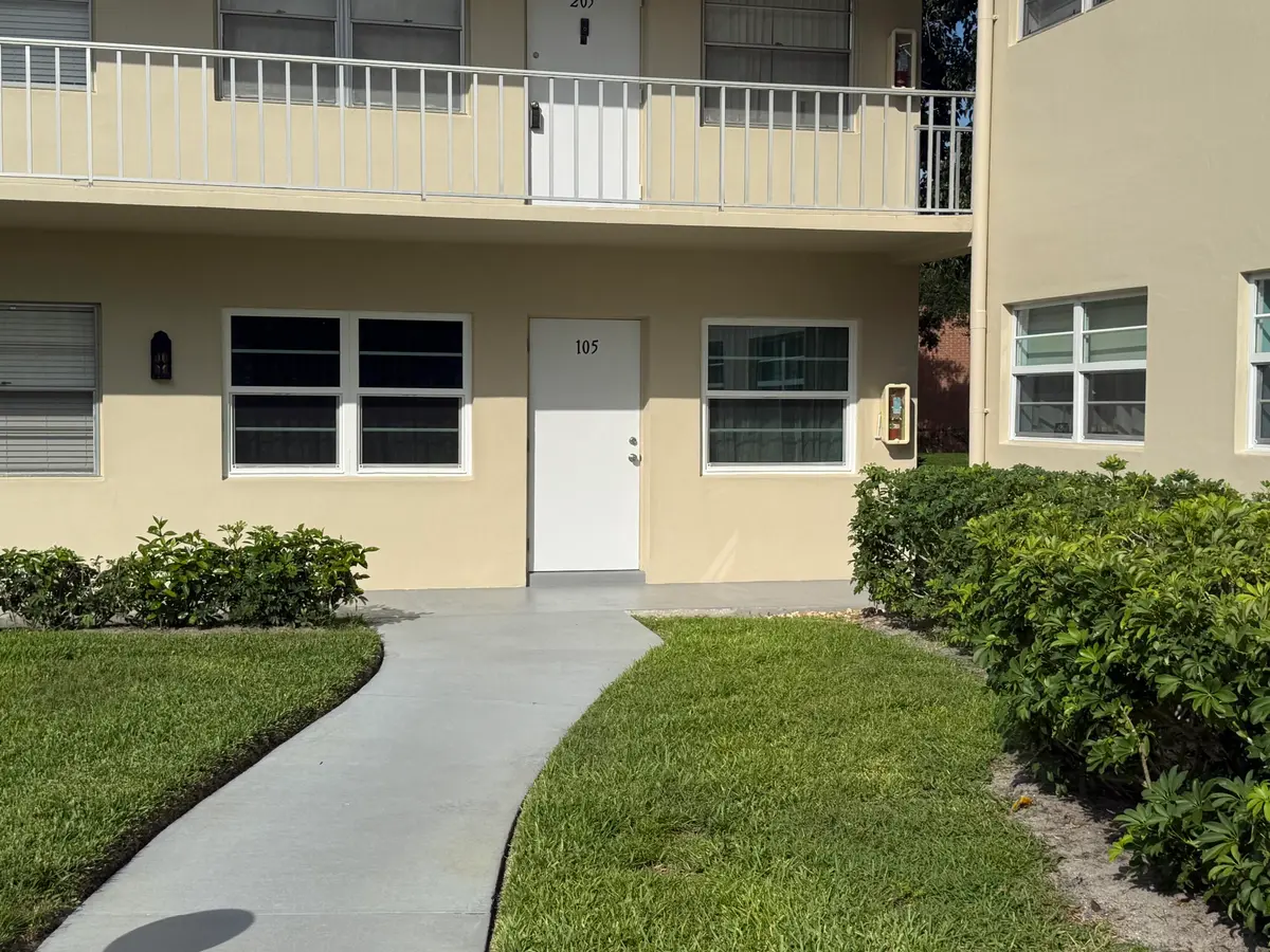 IMG_1049 at 28 PINE ARBOR 105, Vero Beach