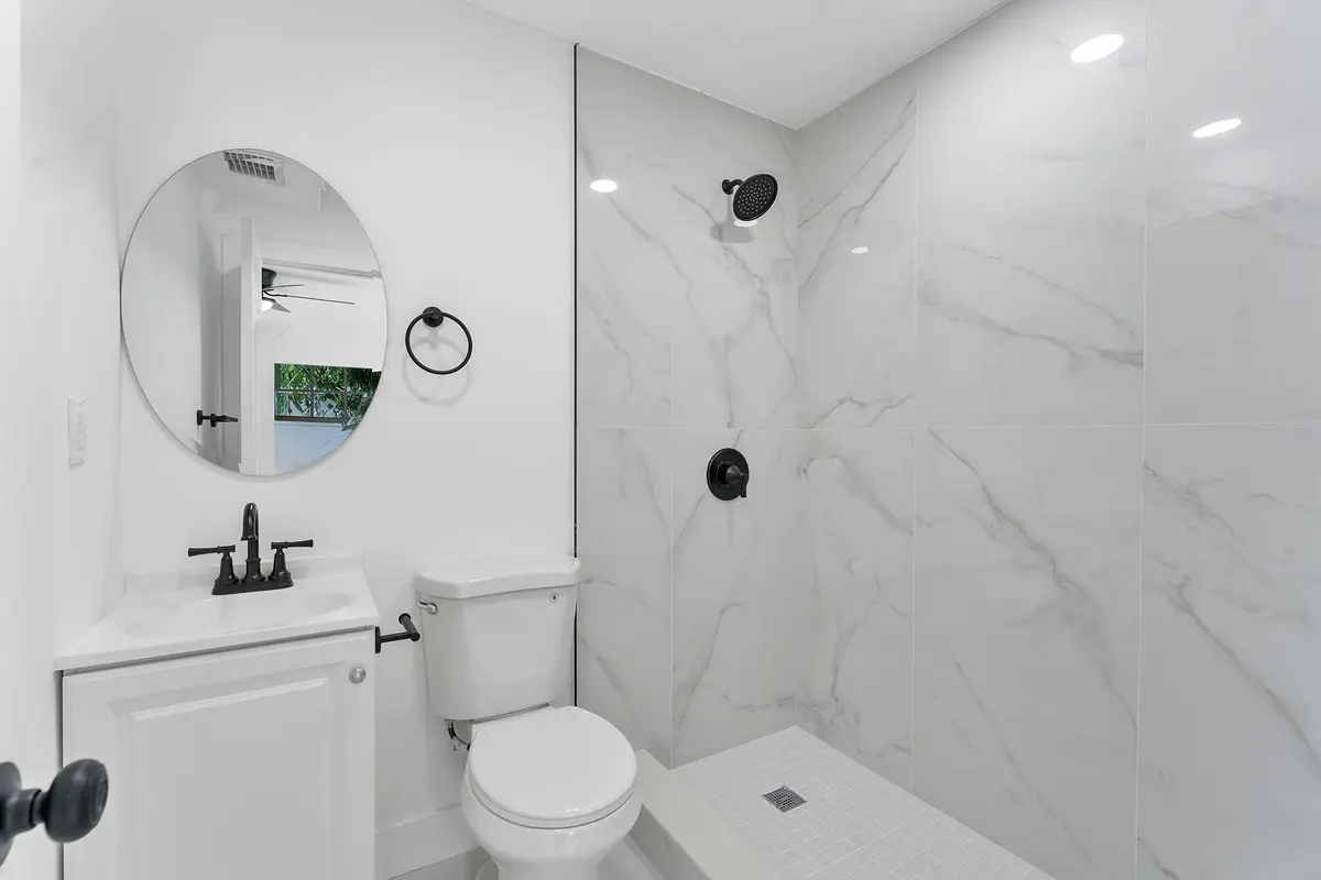 31-web-or-mls-DSC08147 at 441 NW 2ND Avenue, Deerfield Beach