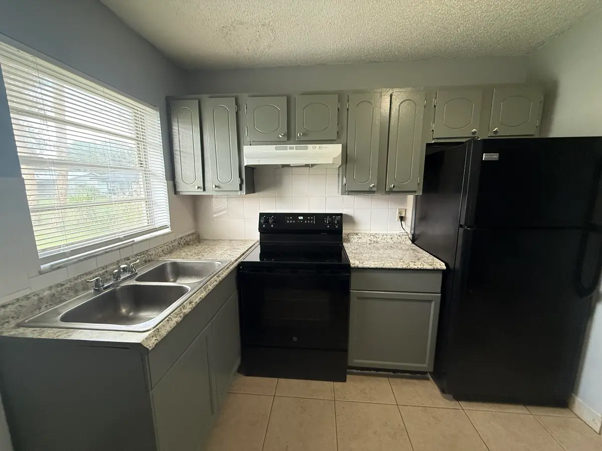 IMG_1886 at 5006 Sanibel Avenue, Fort Pierce