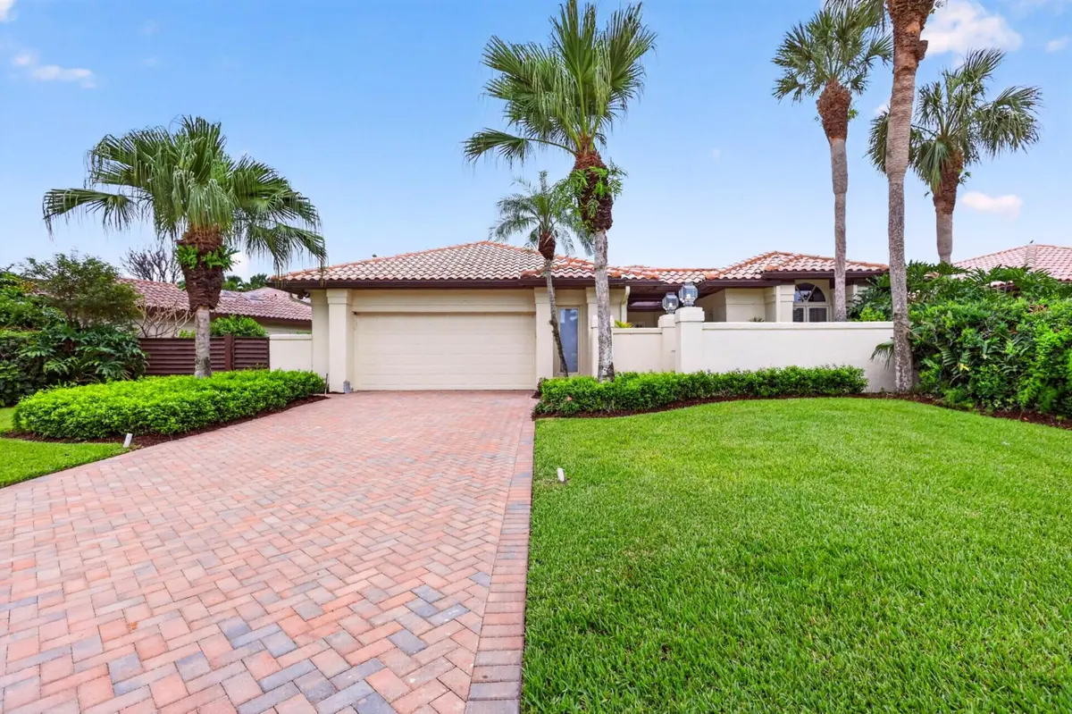 1-web-or-mls-5P1A3898 at 5402 SE MEREDITH Terrace, Stuart