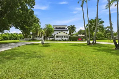 10400 W Tara Boulevard, Boynton Beach – Single Family Residence for sale