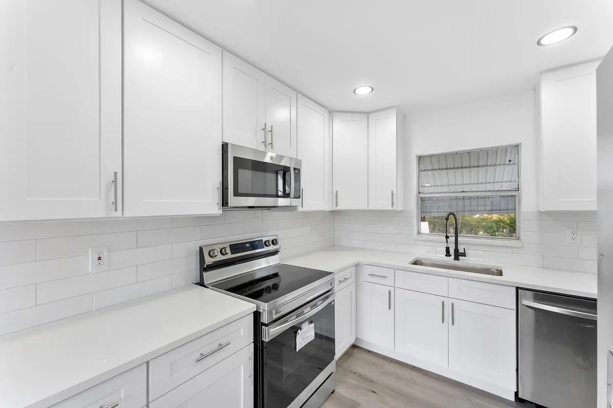 17-web-or-mls-DSC06496 at 316 NW 6th Court, Deerfield Beach