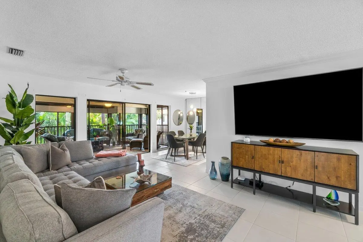 50 Pelican Pointe 205 at 50 PELICAN POINTE Drive 2050, Delray Beach