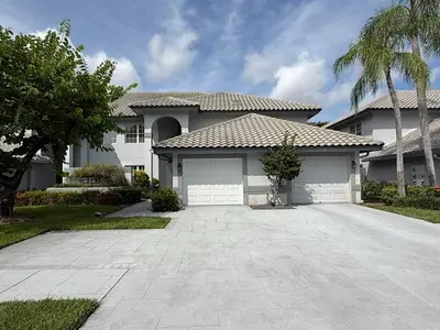 11563 BRIARWOOD Circle 4, Boynton Beach – Condominium for rent