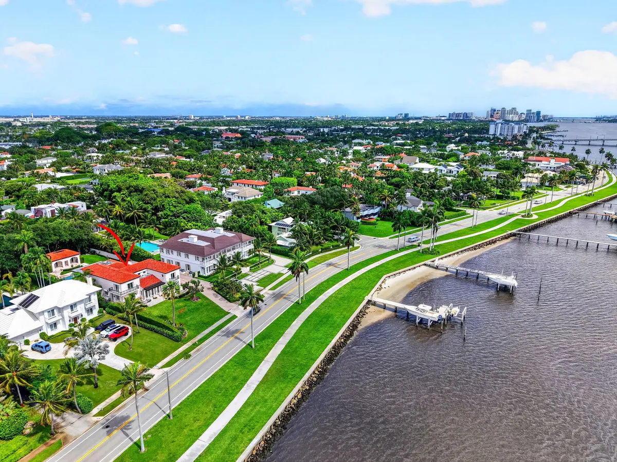 Intracoastal at 5011 S FLAGLER Drive, West Palm Beach