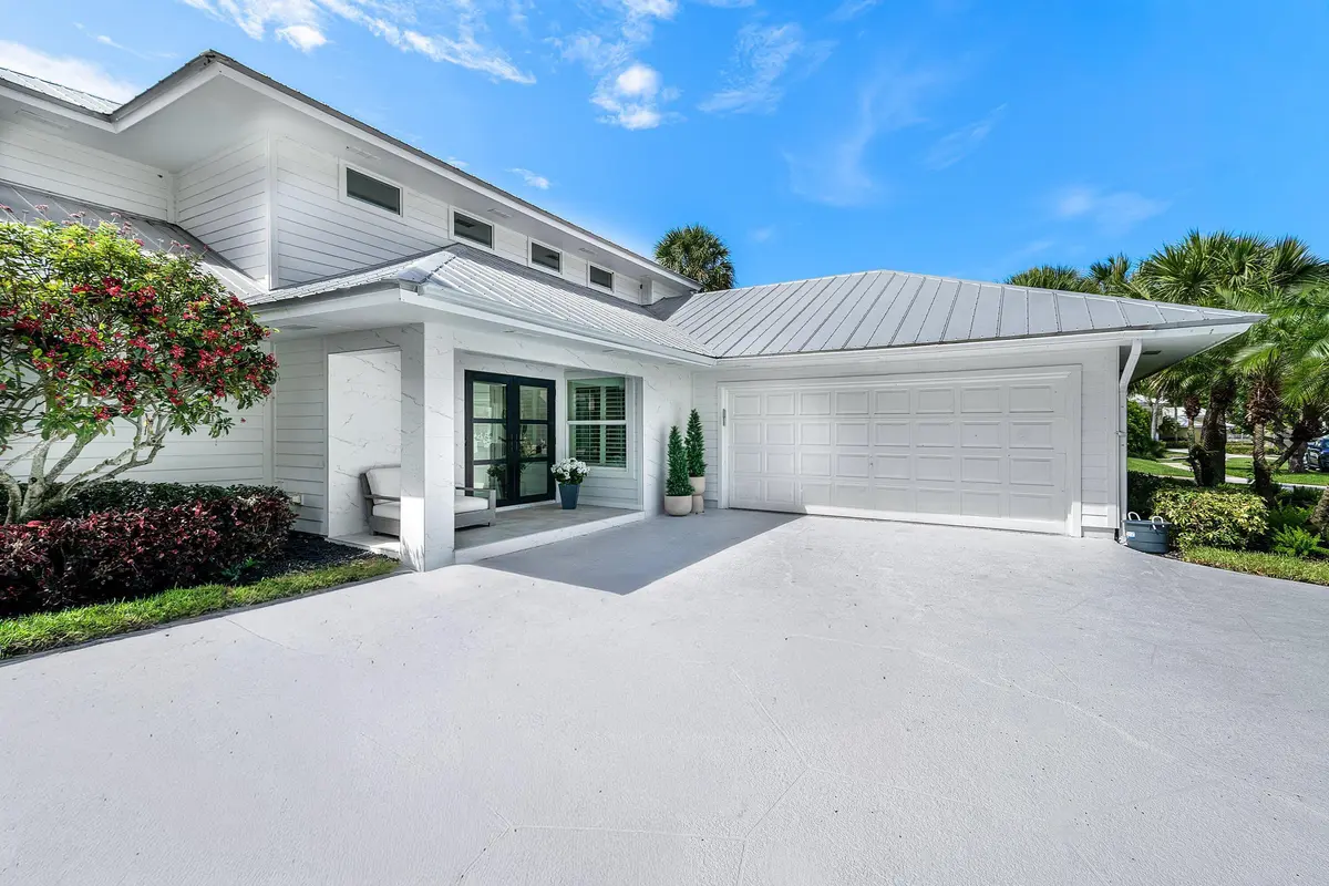 04_beyc6a762b4483b0f at 139 Rotunda Drive, Jupiter