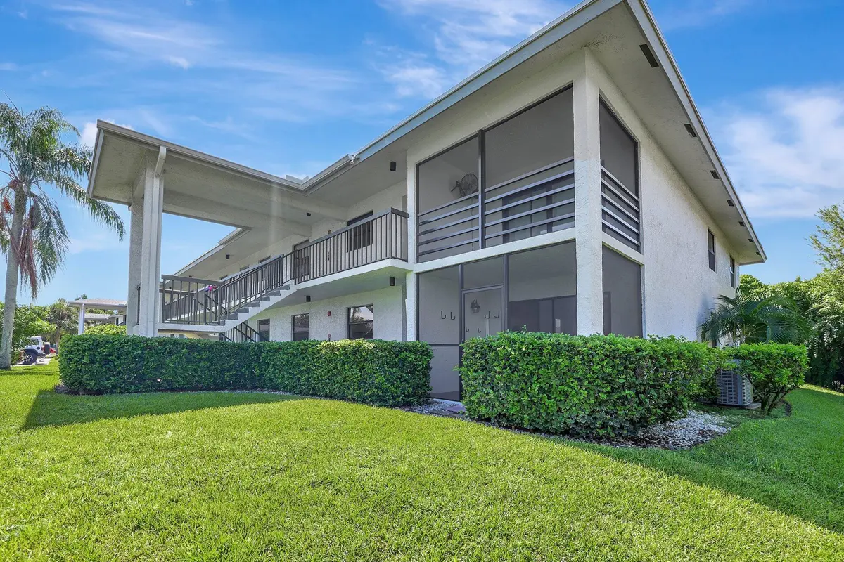 1200 SE Parkview Place F5 at 1200 SE Parkview Place F-5, Stuart