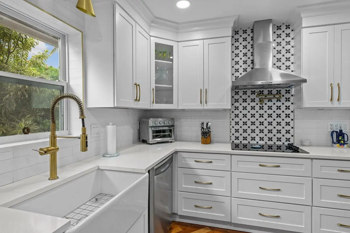 20231104002717287513000000-o at 3929 LOWSON Boulevard, Delray Beach