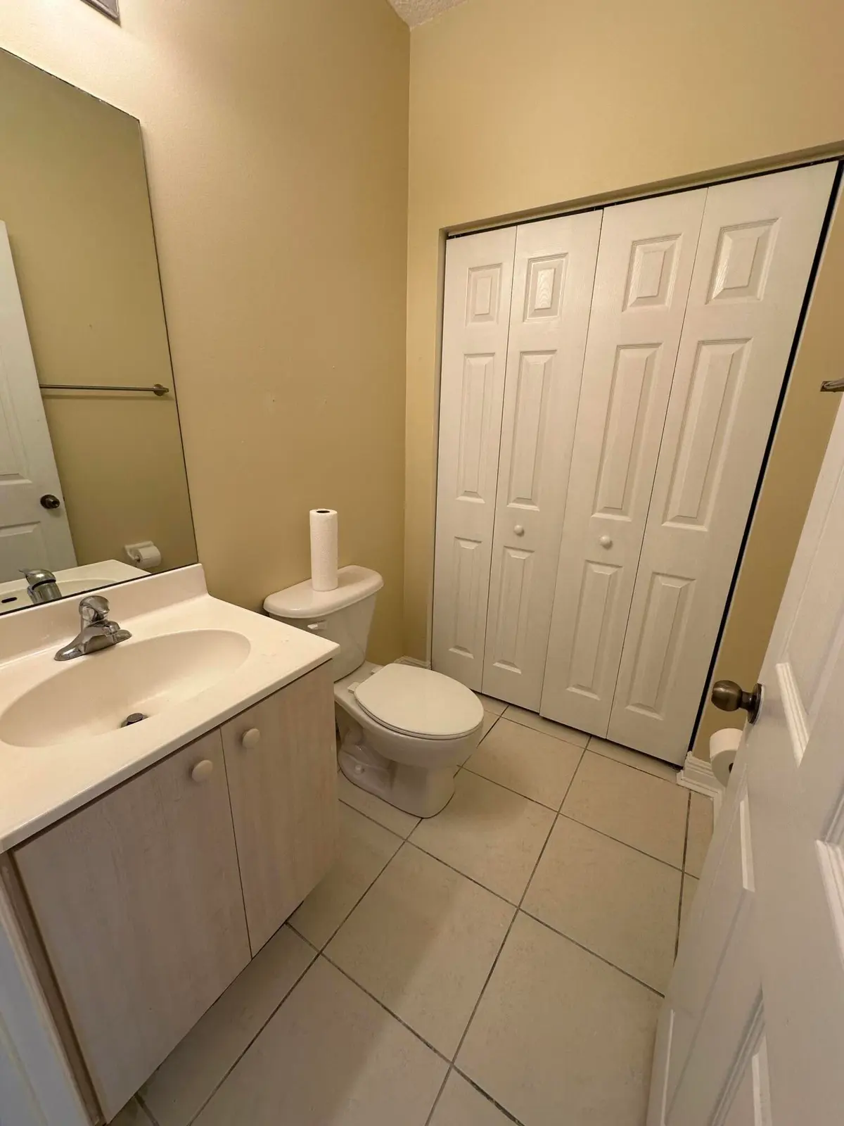 Half Bath at 5780 Azalea Circle, West Palm Beach