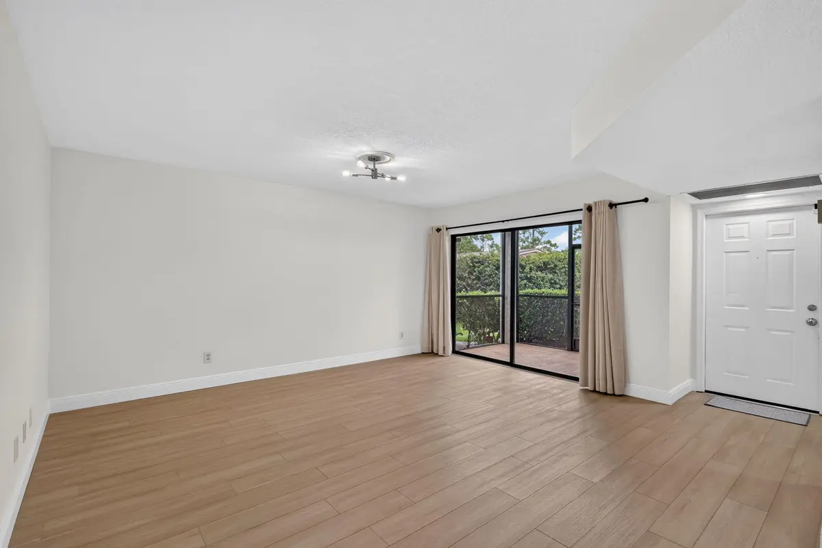 Living Room at 1200 SE Parkview Place F-5, Stuart