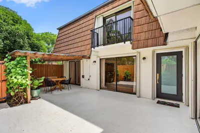 9113 SW 20th Court A, Davie – sold
