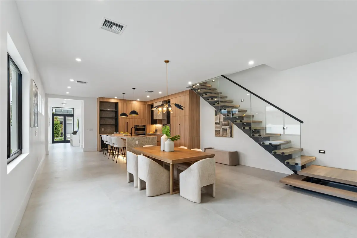 Dinning Room at 1133 NE 12th Avenue, Fort Lauderdale