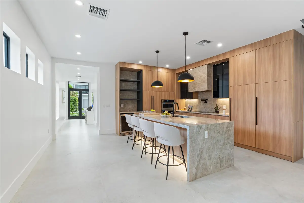 06-1131 NE 12th Ave Ft. Lauderdale, FL-1 at 1133 NE 12th Avenue, Fort Lauderdale