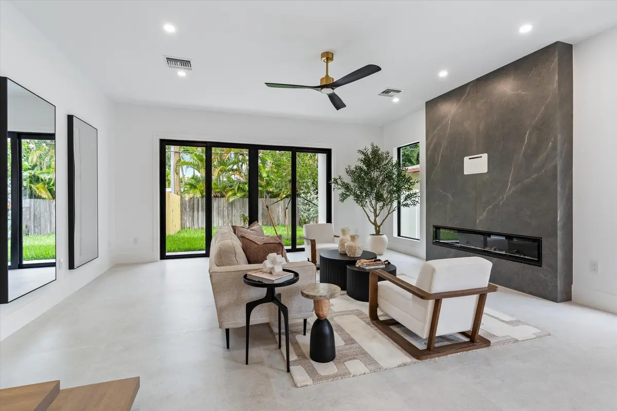 02-1131 NE 12th Ave Ft. Lauderdale, FL-1 at 1133 NE 12th Avenue, Fort Lauderdale