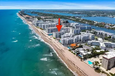 3540 Ocean Boulevard 303, Palm Beach – Condominium for rent