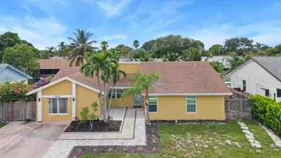 1127 NW 9th Street, Boynton Beach – Single Family Residence for sale