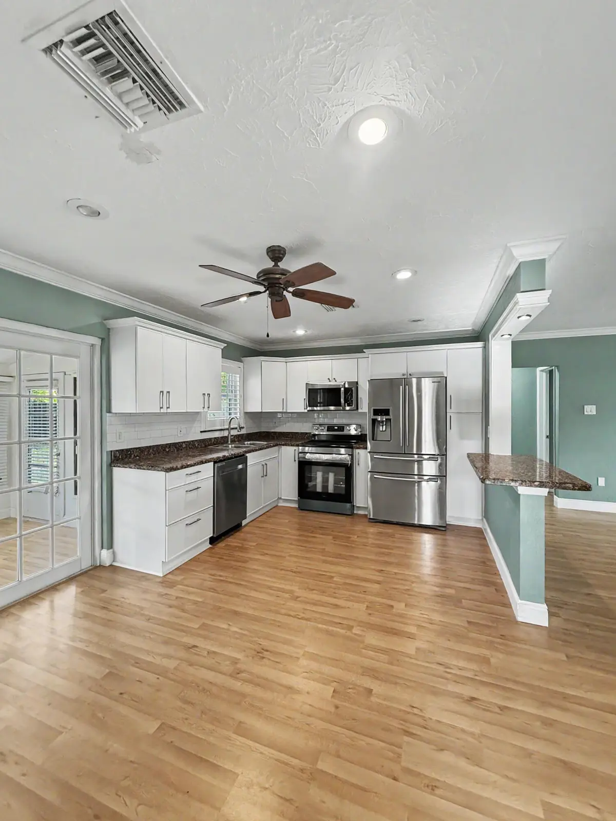 IMG_5514 at 150 SE 5th Court, Pompano Beach