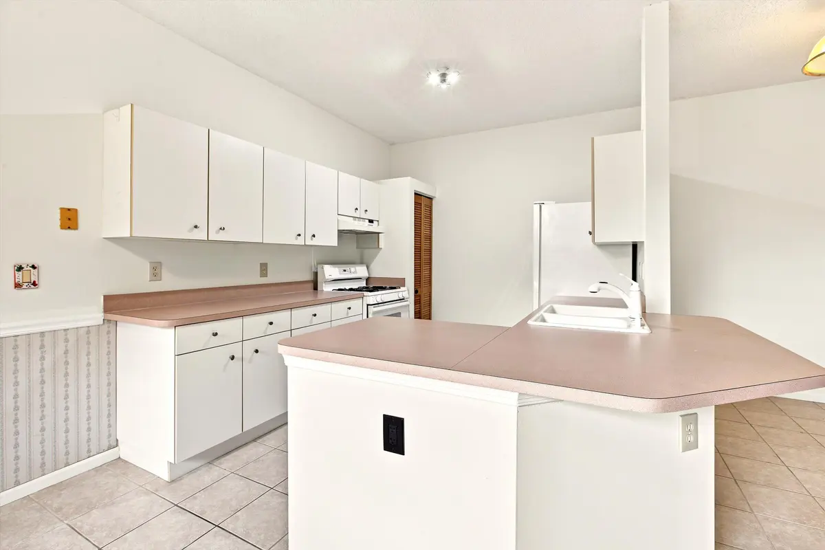 Kitchen at 1490 Fairway Circle, Greenacres