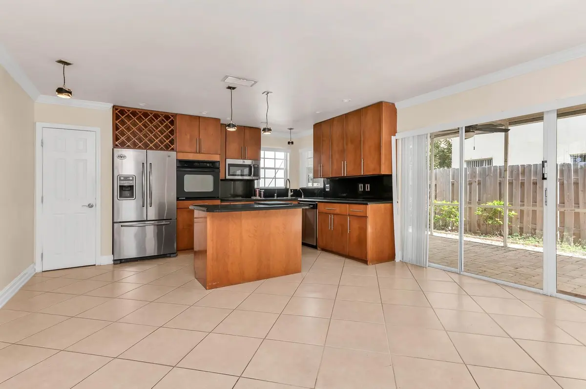 Photo 2 at 5486 NW 44TH Way, Coconut Creek