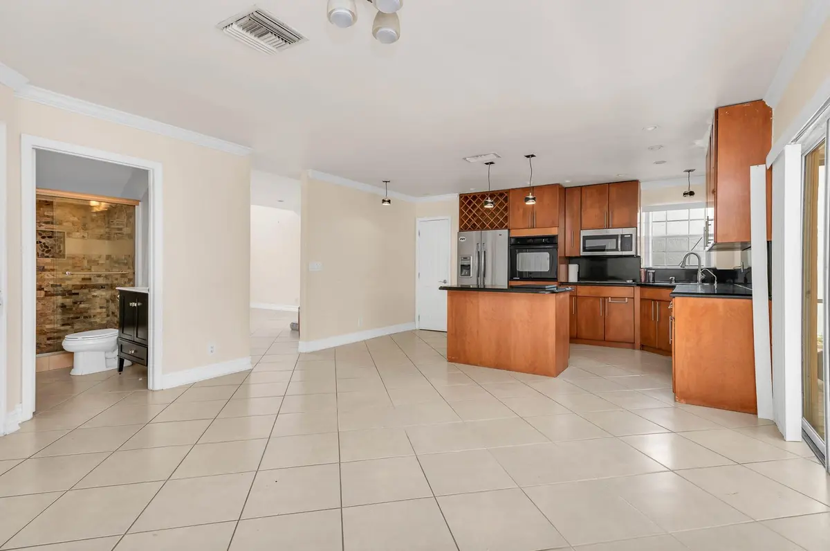 Photo 3 at 5486 NW 44TH Way, Coconut Creek