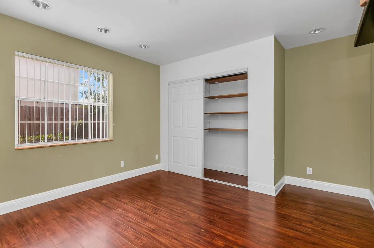 Photo 7 at 5486 NW 44TH Way, Coconut Creek