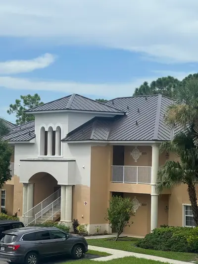 8235 MULLIGAN Circle 3512, Port St. Lucie – Condominium for sale