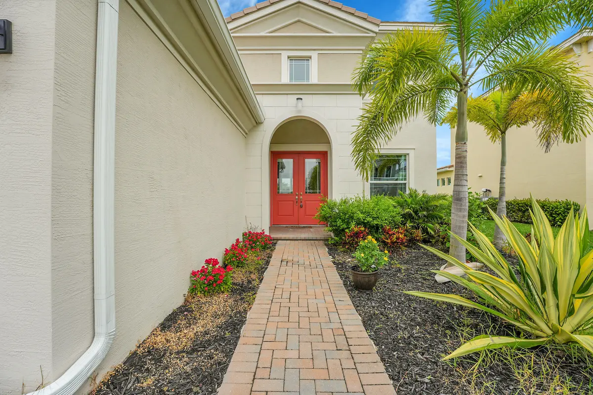 5530 3 at 5530 Macoon Way, Westlake
