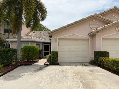 10632 Lake Shore Drive, Wellington – Townhouse for rent